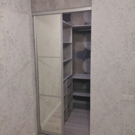 Гардеробная ЛДСП 1470х970х2450