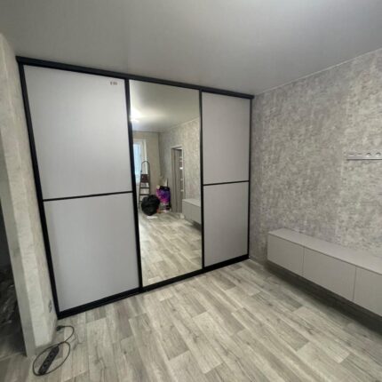 Гардеробная ЛДСП 2800х900х2450м
